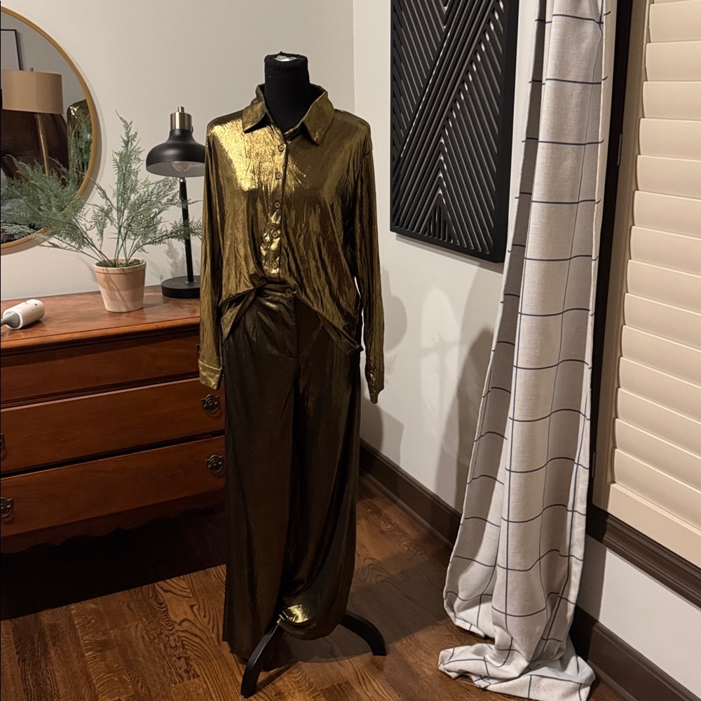 HYFVE Metallic Gold fabric button down and wide leg pants large